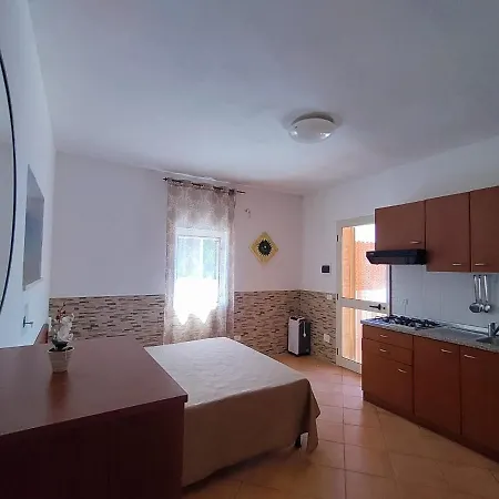 Elvira * 维耶斯泰